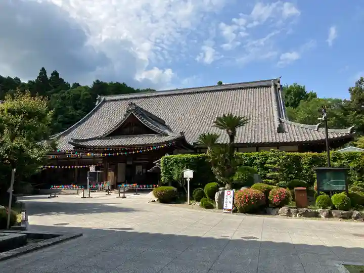 西教寺の本殿・本堂