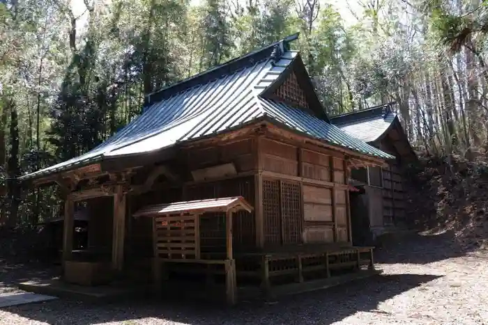 八幡神社の本殿