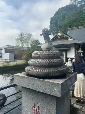白蛇辨財天(栃木県)