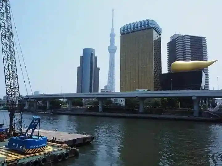牛嶋神社の{uncategorized: "未分類", other: "その他", undefined: "問題あり", building: "その他建物", grave: "お墓", sacred_gate: "鳥居", guardian: "狛犬", statue: "像", buddha: "仏像", history: "歴史", nature: "自然", garden: "庭園", animal: "動物", pagoda: "塔", temizu: "手水舎", mountain_gate: "山門・神門", sanctuary: "本殿・本堂", subordinate: "末社・摂社", art: "芸術", scenery: "景色", jizo: "地蔵", ema: "絵馬", goshuin: "御朱印", omikuji: "おみくじ", items: "授与品その他", amulet: "お守り", goshuincho: "御朱印帳", eats: "食事", festival: "お祭り", votive_dance: "神楽", shichigosan: "七五三参", wedding: "結婚式", experience: "体験その他", initially: "初詣", around: "周辺", anti_infection: "感染症対策"}