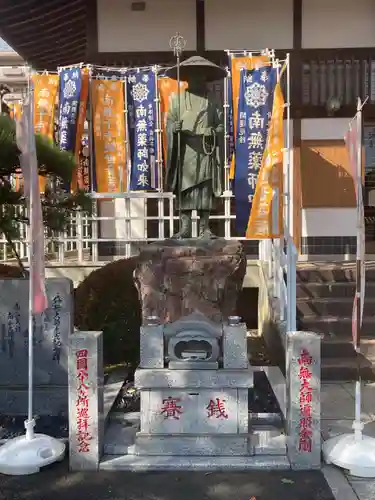 長栄寺の像