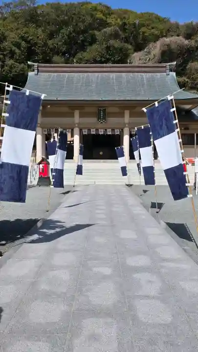 光雲神社の{uncategorized: "未分類", other: "その他", undefined: "問題あり", building: "その他建物", grave: "お墓", sacred_gate: "鳥居", guardian: "狛犬", statue: "像", buddha: "仏像", history: "歴史", nature: "自然", garden: "庭園", animal: "動物", pagoda: "塔", temizu: "手水舎", mountain_gate: "山門・神門", sanctuary: "本殿・本堂", subordinate: "末社・摂社", art: "芸術", scenery: "景色", jizo: "地蔵", ema: "絵馬", goshuin: "御朱印", omikuji: "おみくじ", items: "授与品その他", amulet: "お守り", goshuincho: "御朱印帳", eats: "食事", festival: "お祭り", votive_dance: "神楽", shichigosan: "七五三参", wedding: "結婚式", experience: "体験その他", initially: "初詣", around: "周辺", anti_infection: "感染症対策"}