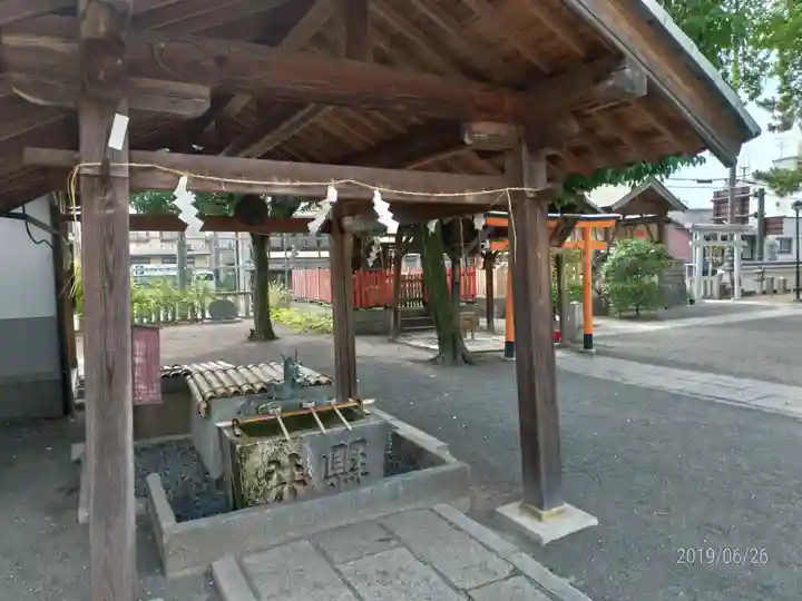 縣神社の手水舎