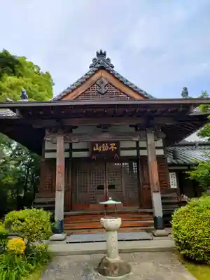 大学院の本殿・本堂