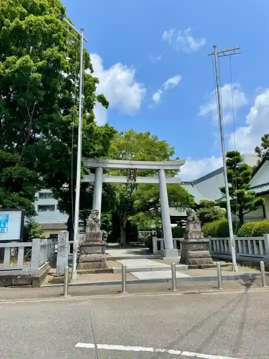 大棚・中川杉山神社(神奈川県)