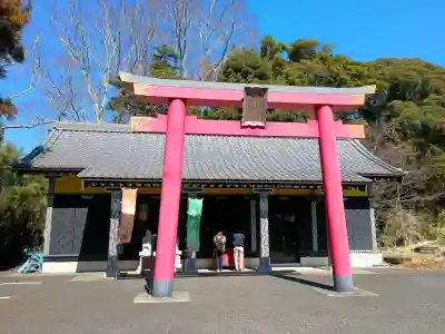 葦船神社の{uncategorized: "未分類", other: "その他", undefined: "問題あり", building: "その他建物", grave: "お墓", sacred_gate: "鳥居", guardian: "狛犬", statue: "像", buddha: "仏像", history: "歴史", nature: "自然", garden: "庭園", animal: "動物", pagoda: "塔", temizu: "手水舎", mountain_gate: "山門・神門", sanctuary: "本殿・本堂", subordinate: "末社・摂社", art: "芸術", scenery: "景色", jizo: "地蔵", ema: "絵馬", goshuin: "御朱印", omikuji: "おみくじ", items: "授与品その他", amulet: "お守り", goshuincho: "御朱印帳", eats: "食事", festival: "お祭り", votive_dance: "神楽", shichigosan: "七五三参", wedding: "結婚式", experience: "体験その他", initially: "初詣", around: "周辺", anti_infection: "感染症対策"}