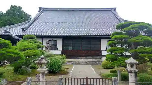 本源寺の本殿