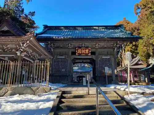 奥之院思親閣の山門