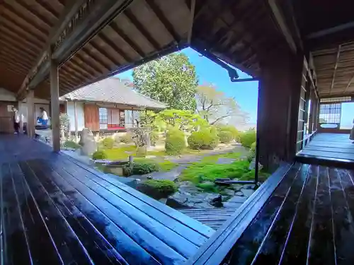 行基寺の本殿・本堂