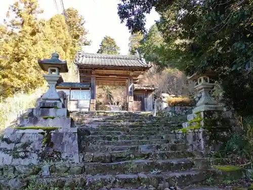 桑実寺の山門