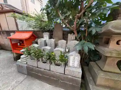 豊受稲荷本宮の{uncategorized: "未分類", other: "その他", undefined: "問題あり", building: "その他建物", grave: "お墓", sacred_gate: "鳥居", guardian: "狛犬", statue: "像", buddha: "仏像", history: "歴史", nature: "自然", garden: "庭園", animal: "動物", pagoda: "塔", temizu: "手水舎", mountain_gate: "山門・神門", sanctuary: "本殿・本堂", subordinate: "末社・摂社", art: "芸術", scenery: "景色", jizo: "地蔵", ema: "絵馬", goshuin: "御朱印", omikuji: "おみくじ", items: "授与品その他", amulet: "お守り", goshuincho: "御朱印帳", eats: "食事", festival: "お祭り", votive_dance: "神楽", shichigosan: "七五三参", wedding: "結婚式", experience: "体験その他", initially: "初詣", around: "周辺", anti_infection: "感染症対策"}