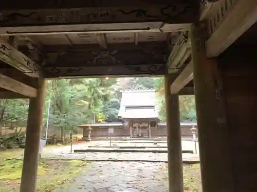 若狭彦神社（上社）の建物その他