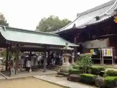 白峯寺の本殿