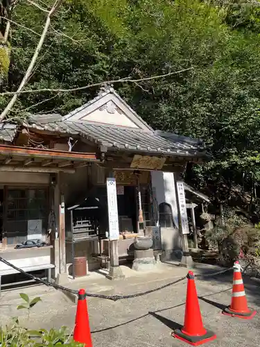 中ノ河内地蔵堂(福岡県)