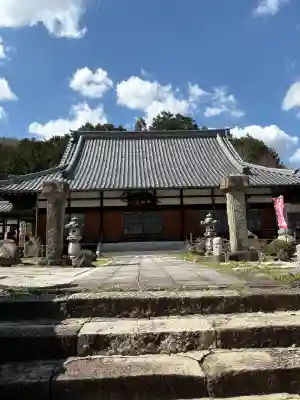 天猷寺の{uncategorized: "未分類", other: "その他", undefined: "問題あり", building: "その他建物", grave: "お墓", sacred_gate: "鳥居", guardian: "狛犬", statue: "像", buddha: "仏像", history: "歴史", nature: "自然", garden: "庭園", animal: "動物", pagoda: "塔", temizu: "手水舎", mountain_gate: "山門・神門", sanctuary: "本殿・本堂", subordinate: "末社・摂社", art: "芸術", scenery: "景色", jizo: "地蔵", ema: "絵馬", goshuin: "御朱印", omikuji: "おみくじ", items: "授与品その他", amulet: "お守り", goshuincho: "御朱印帳", eats: "食事", festival: "お祭り", votive_dance: "神楽", shichigosan: "七五三参", wedding: "結婚式", experience: "体験その他", initially: "初詣", around: "周辺", anti_infection: "感染症対策"}