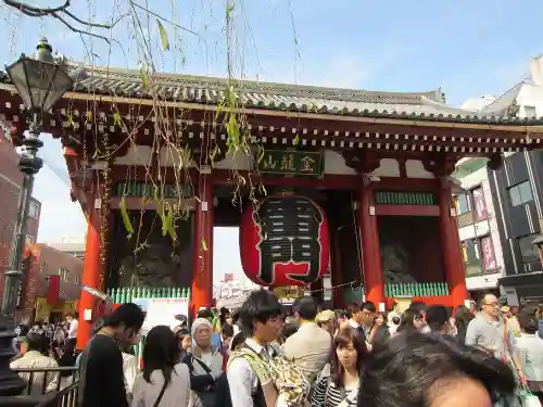 浅草寺の山門・神門
