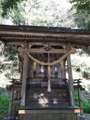 染羽天石勝神社の末社・摂社