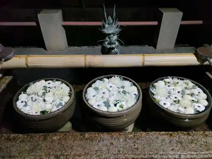 津島神社の手水舎