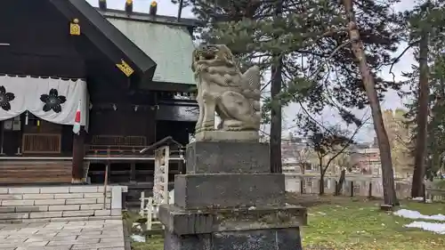 上川神社頓宮の狛犬