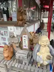 法霊山龗神社の像