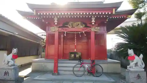 赤稲荷神社の本殿・本堂