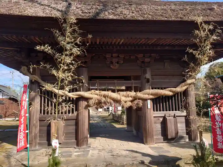 滑河山龍正院の山門・神門
