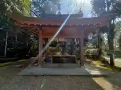 大和神社の手水