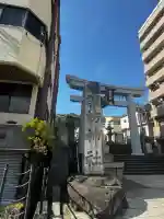 鎮西大社諏訪神社の{uncategorized: "未分類", other: "その他", undefined: "問題あり", building: "その他建物", grave: "お墓", sacred_gate: "鳥居", guardian: "狛犬", statue: "像", buddha: "仏像", history: "歴史", nature: "自然", garden: "庭園", animal: "動物", pagoda: "塔", temizu: "手水舎", mountain_gate: "山門・神門", sanctuary: "本殿・本堂", subordinate: "末社・摂社", art: "芸術", scenery: "景色", jizo: "地蔵", ema: "絵馬", goshuin: "御朱印", omikuji: "おみくじ", items: "授与品その他", amulet: "お守り", goshuincho: "御朱印帳", eats: "食事", festival: "お祭り", votive_dance: "神楽", shichigosan: "七五三参", wedding: "結婚式", experience: "体験その他", initially: "初詣", around: "周辺", anti_infection: "感染症対策"}