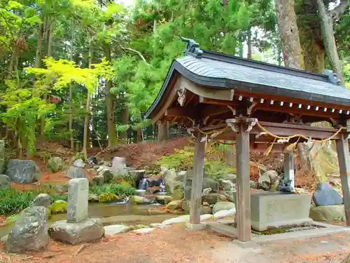大宮五十鈴神社の手水舎