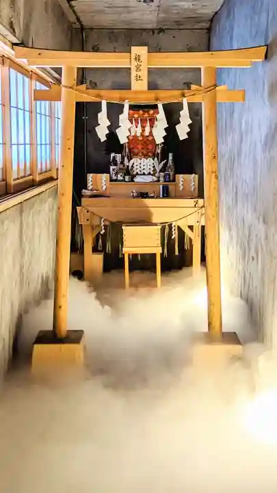 潮見 龍宮社の鳥居