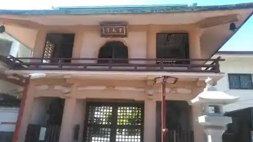 霊泉寺の山門・神門