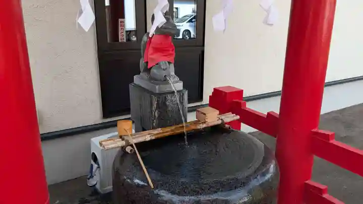 函館伏白稲荷神社の手水舎