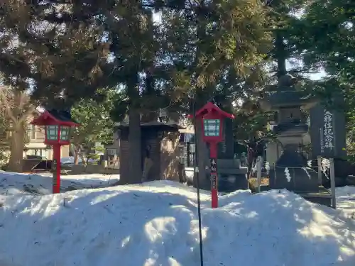 発寒神社の{uncategorized: "未分類", other: "その他", undefined: "問題あり", building: "その他建物", grave: "お墓", sacred_gate: "鳥居", guardian: "狛犬", statue: "像", buddha: "仏像", history: "歴史", nature: "自然", garden: "庭園", animal: "動物", pagoda: "塔", temizu: "手水舎", mountain_gate: "山門・神門", sanctuary: "本殿・本堂", subordinate: "末社・摂社", art: "芸術", scenery: "景色", jizo: "地蔵", ema: "絵馬", goshuin: "御朱印", omikuji: "おみくじ", items: "授与品その他", amulet: "お守り", goshuincho: "御朱印帳", eats: "食事", festival: "お祭り", votive_dance: "神楽", shichigosan: "七五三参", wedding: "結婚式", experience: "体験その他", initially: "初詣", around: "周辺", anti_infection: "感染症対策"}