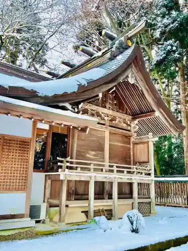 駒形神社の{uncategorized: "未分類", other: "その他", undefined: "問題あり", building: "その他建物", grave: "お墓", sacred_gate: "鳥居", guardian: "狛犬", statue: "像", buddha: "仏像", history: "歴史", nature: "自然", garden: "庭園", animal: "動物", pagoda: "塔", temizu: "手水舎", mountain_gate: "山門・神門", sanctuary: "本殿・本堂", subordinate: "末社・摂社", art: "芸術", scenery: "景色", jizo: "地蔵", ema: "絵馬", goshuin: "御朱印", omikuji: "おみくじ", items: "授与品その他", amulet: "お守り", goshuincho: "御朱印帳", eats: "食事", festival: "お祭り", votive_dance: "神楽", shichigosan: "七五三参", wedding: "結婚式", experience: "体験その他", initially: "初詣", around: "周辺", anti_infection: "感染症対策"}