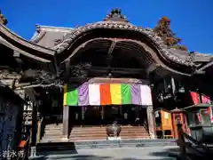 岩水寺の本殿