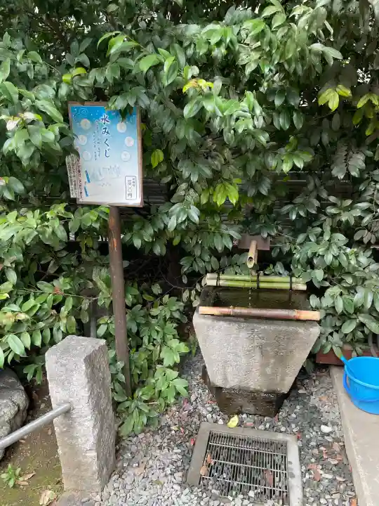 川越熊野神社の{uncategorized: "未分類", other: "その他", undefined: "問題あり", building: "その他建物", grave: "お墓", sacred_gate: "鳥居", guardian: "狛犬", statue: "像", buddha: "仏像", history: "歴史", nature: "自然", garden: "庭園", animal: "動物", pagoda: "塔", temizu: "手水舎", mountain_gate: "山門・神門", sanctuary: "本殿・本堂", subordinate: "末社・摂社", art: "芸術", scenery: "景色", jizo: "地蔵", ema: "絵馬", goshuin: "御朱印", omikuji: "おみくじ", items: "授与品その他", amulet: "お守り", goshuincho: "御朱印帳", eats: "食事", festival: "お祭り", votive_dance: "神楽", shichigosan: "七五三参", wedding: "結婚式", experience: "体験その他", initially: "初詣", around: "周辺", anti_infection: "感染症対策"}