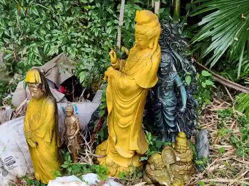 烏帽子嶽神社の仏像