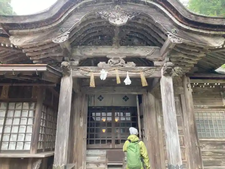 下山神社の本殿・本堂