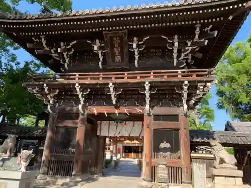 菅原神社の山門・神門