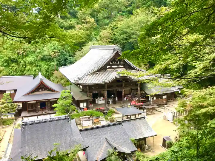 岡寺(龍蓋寺)の本殿・本堂