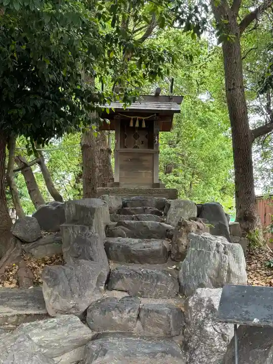 間黒神社(幸心)の{uncategorized: "未分類", other: "その他", undefined: "問題あり", building: "その他建物", grave: "お墓", sacred_gate: "鳥居", guardian: "狛犬", statue: "像", buddha: "仏像", history: "歴史", nature: "自然", garden: "庭園", animal: "動物", pagoda: "塔", temizu: "手水舎", mountain_gate: "山門・神門", sanctuary: "本殿・本堂", subordinate: "末社・摂社", art: "芸術", scenery: "景色", jizo: "地蔵", ema: "絵馬", goshuin: "御朱印", omikuji: "おみくじ", items: "授与品その他", amulet: "お守り", goshuincho: "御朱印帳", eats: "食事", festival: "お祭り", votive_dance: "神楽", shichigosan: "七五三参", wedding: "結婚式", experience: "体験その他", initially: "初詣", around: "周辺", anti_infection: "感染症対策"}