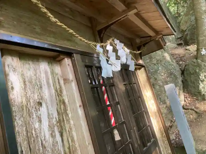 立岩神社の本殿・本堂