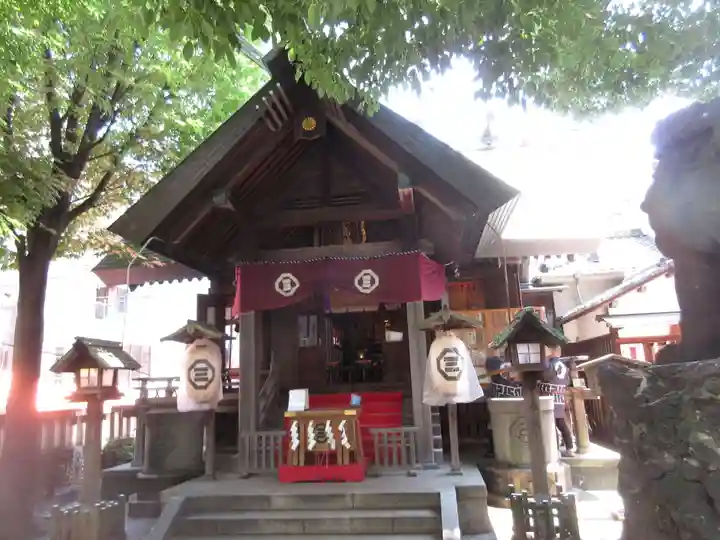 三島神社の本殿・本堂