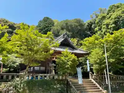 久山年神社の{uncategorized: "未分類", other: "その他", undefined: "問題あり", building: "その他建物", grave: "お墓", sacred_gate: "鳥居", guardian: "狛犬", statue: "像", buddha: "仏像", history: "歴史", nature: "自然", garden: "庭園", animal: "動物", pagoda: "塔", temizu: "手水舎", mountain_gate: "山門・神門", sanctuary: "本殿・本堂", subordinate: "末社・摂社", art: "芸術", scenery: "景色", jizo: "地蔵", ema: "絵馬", goshuin: "御朱印", omikuji: "おみくじ", items: "授与品その他", amulet: "お守り", goshuincho: "御朱印帳", eats: "食事", festival: "お祭り", votive_dance: "神楽", shichigosan: "七五三参", wedding: "結婚式", experience: "体験その他", initially: "初詣", around: "周辺", anti_infection: "感染症対策"}