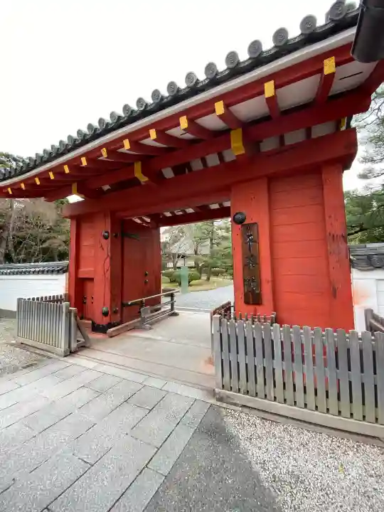 平等院の{uncategorized: "未分類", other: "その他", undefined: "問題あり", building: "その他建物", grave: "お墓", sacred_gate: "鳥居", guardian: "狛犬", statue: "像", buddha: "仏像", history: "歴史", nature: "自然", garden: "庭園", animal: "動物", pagoda: "塔", temizu: "手水舎", mountain_gate: "山門・神門", sanctuary: "本殿・本堂", subordinate: "末社・摂社", art: "芸術", scenery: "景色", jizo: "地蔵", ema: "絵馬", goshuin: "御朱印", omikuji: "おみくじ", items: "授与品その他", amulet: "お守り", goshuincho: "御朱印帳", eats: "食事", festival: "お祭り", votive_dance: "神楽", shichigosan: "七五三参", wedding: "結婚式", experience: "体験その他", initially: "初詣", around: "周辺", anti_infection: "感染症対策"}