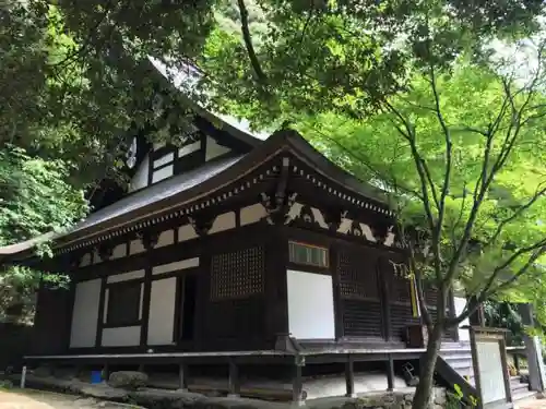 東明寺の本殿