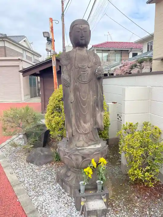 勝興寺の{uncategorized: "未分類", other: "その他", undefined: "問題あり", building: "その他建物", grave: "お墓", sacred_gate: "鳥居", guardian: "狛犬", statue: "像", buddha: "仏像", history: "歴史", nature: "自然", garden: "庭園", animal: "動物", pagoda: "塔", temizu: "手水舎", mountain_gate: "山門・神門", sanctuary: "本殿・本堂", subordinate: "末社・摂社", art: "芸術", scenery: "景色", jizo: "地蔵", ema: "絵馬", goshuin: "御朱印", omikuji: "おみくじ", items: "授与品その他", amulet: "お守り", goshuincho: "御朱印帳", eats: "食事", festival: "お祭り", votive_dance: "神楽", shichigosan: "七五三参", wedding: "結婚式", experience: "体験その他", initially: "初詣", around: "周辺", anti_infection: "感染症対策"}