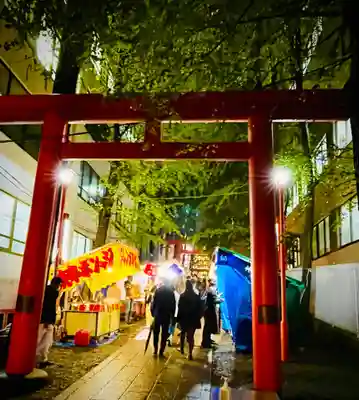 花園神社の鳥居