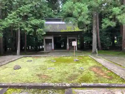 若狭彦神社（上社）の山門・神門