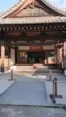 西教寺の本殿